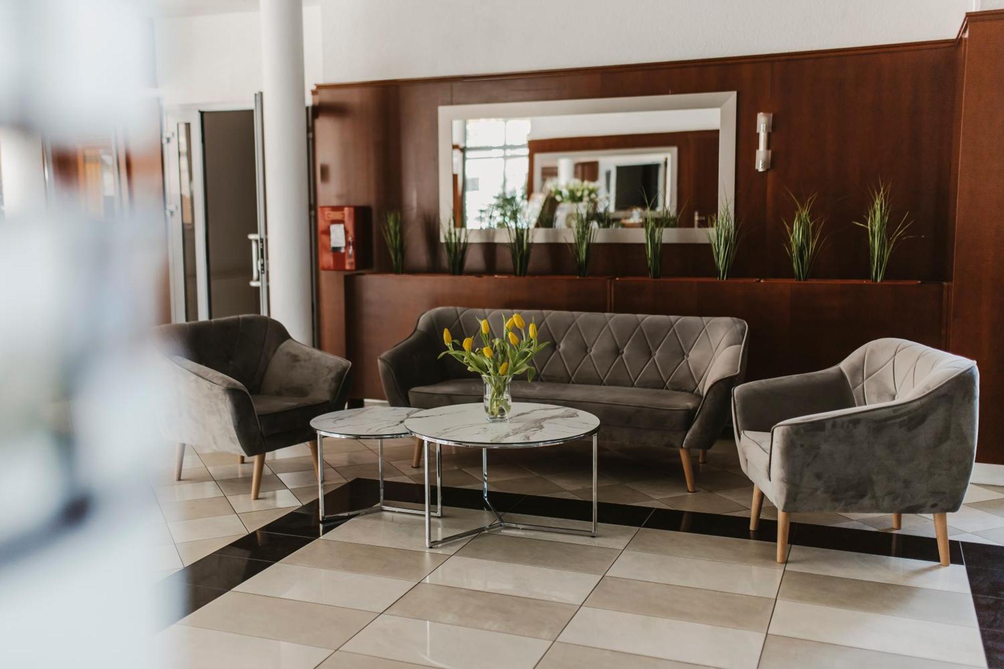 I Restauracja Borowianka Готель 3*
