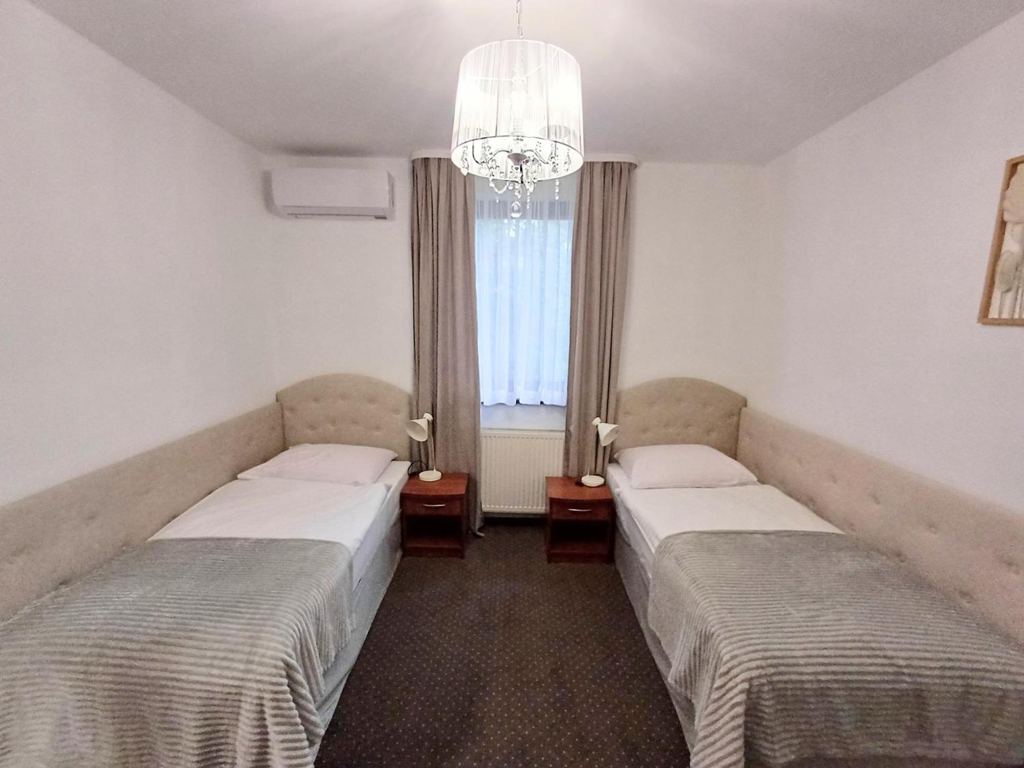 Hotel I Restauracja Borowianka