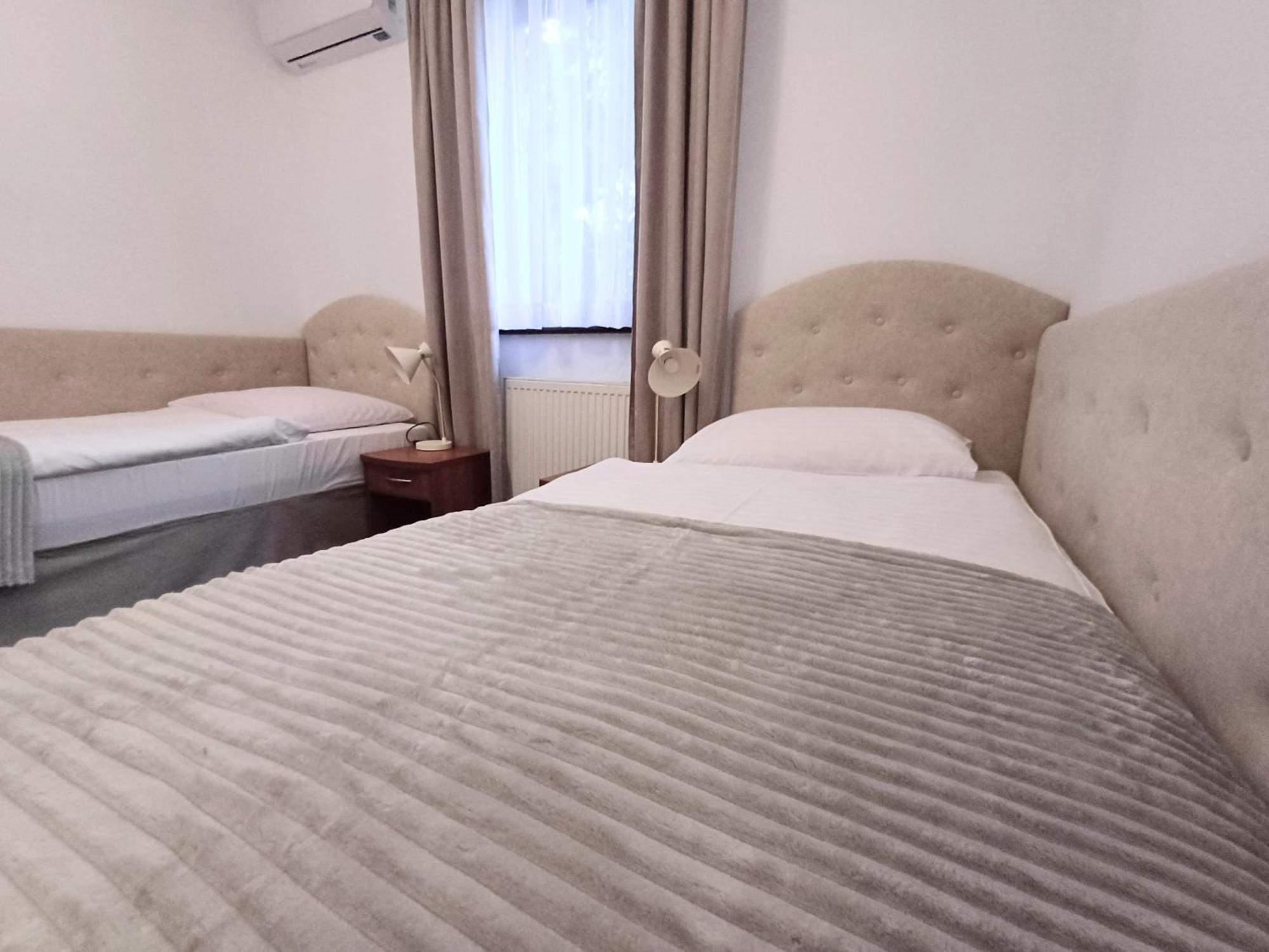 I Restauracja Borowianka 3*