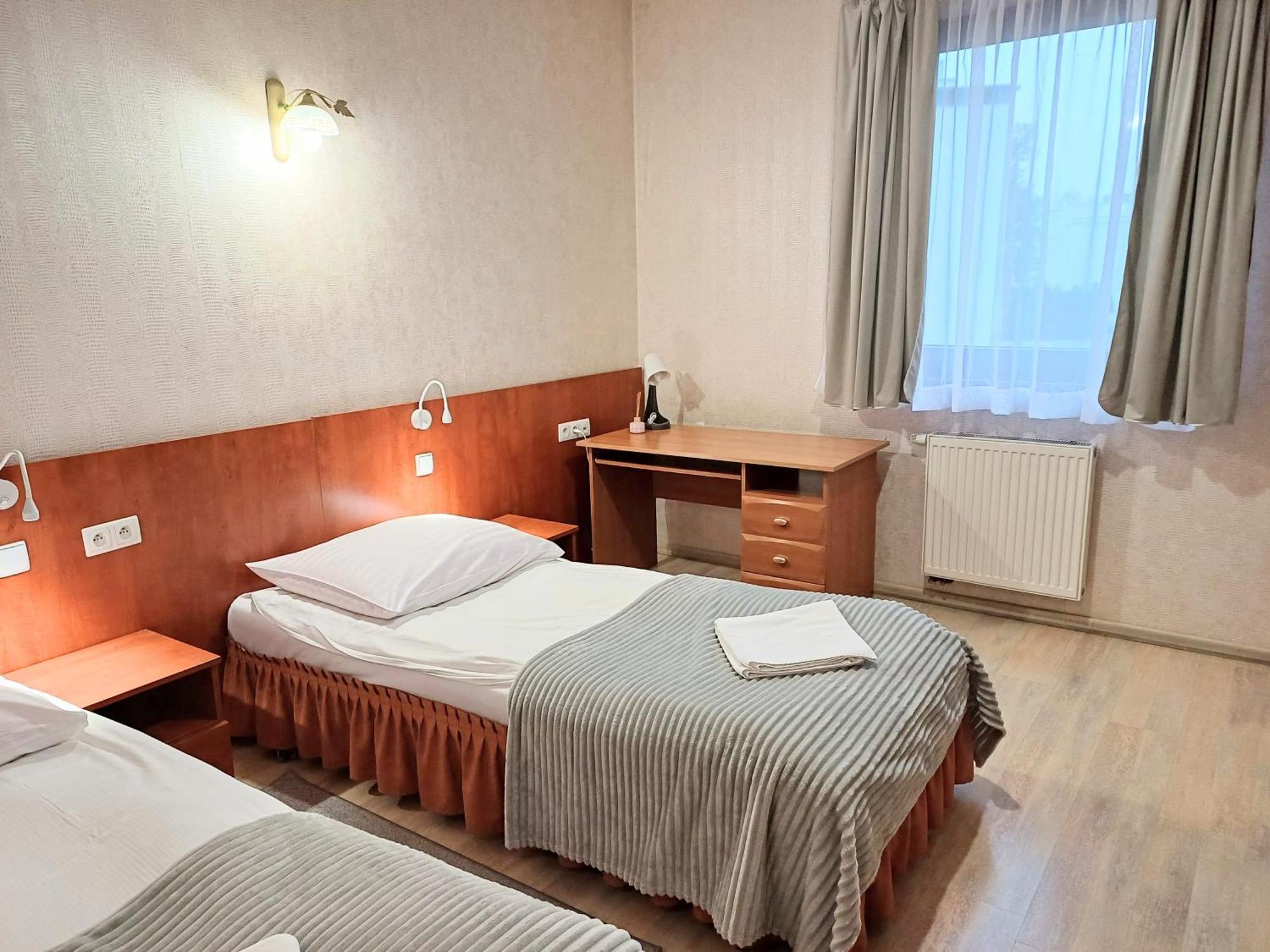 Готель I Restauracja Borowianka